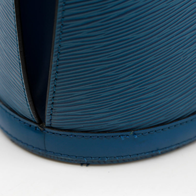 Fabrication 1995, vintage Cluny épi bleu toledo Louis Vuitton - seconde main – Image 8
