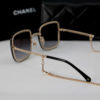 Lunettes Chanel avec son bijou de seconde main rare – Image 2