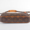 fabrication 1995 Pochette Marly Monogram Louis Vuitton vintage - seconde main – Image 5