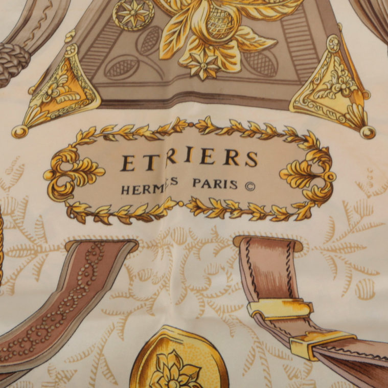 Carré de soie ''Etriers'' Hermès - seconde main – Image 2
