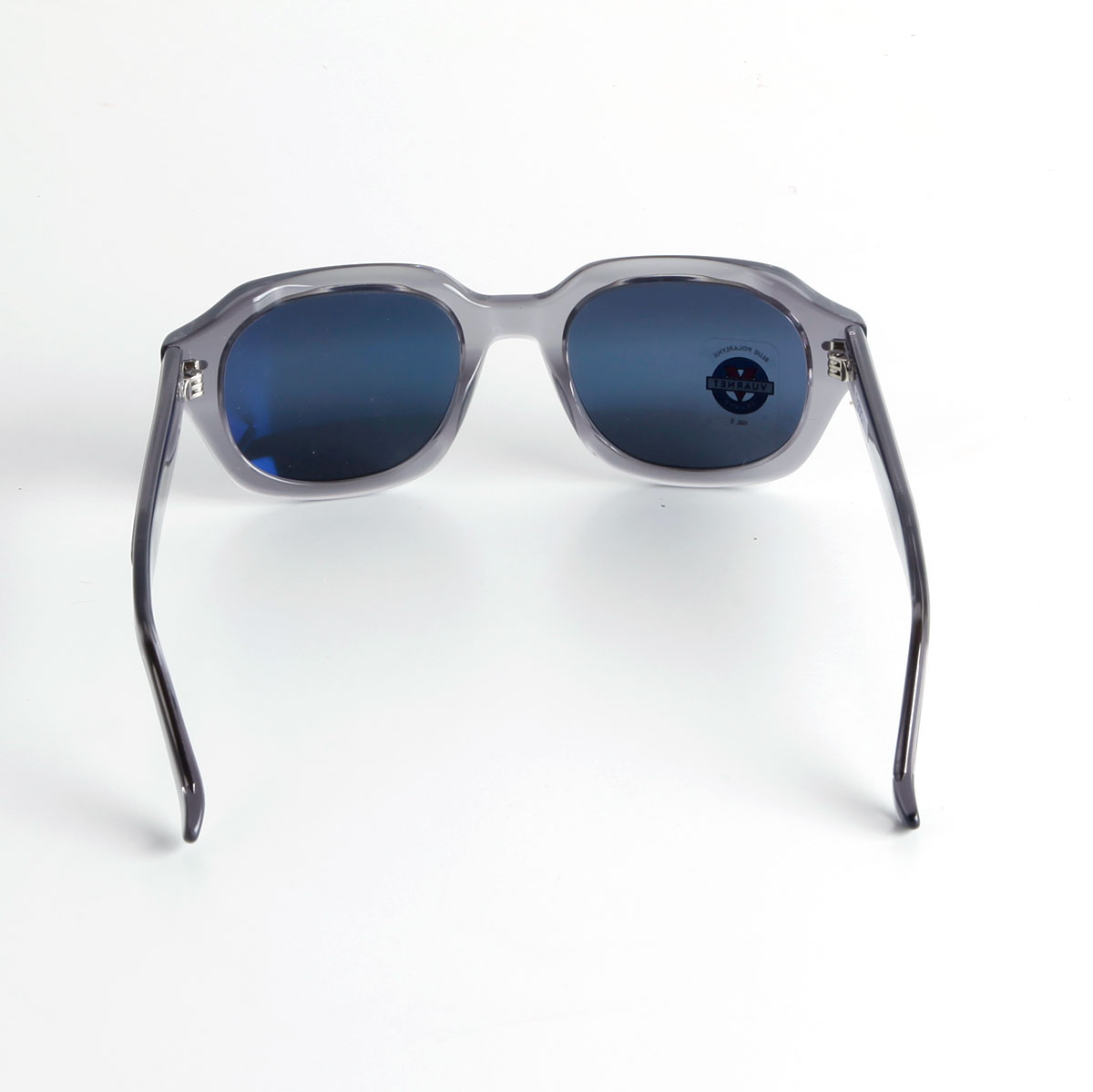 Lunettes de soleil monture transparente fumée & verres Blue Polar minéraux Vuarnet - Outlet – Image 4