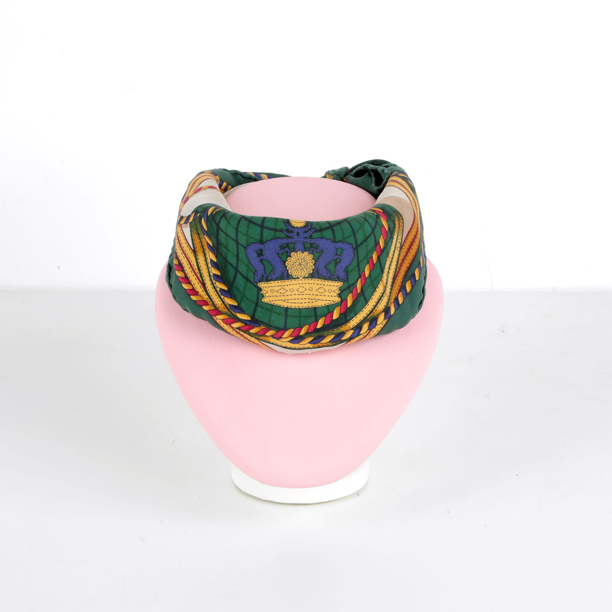 Carré en soie Gavroche 45 “Grande Tenue” Henri d’Origny Hermès - seconde main